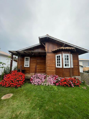 Casa de madeira em Lavras Novas